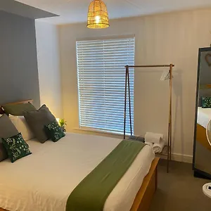  Apartment Trendy Centre Hull Sleeps 2 Or 4 With Free Secure Parking Traveller Award 2023 United Kingdom